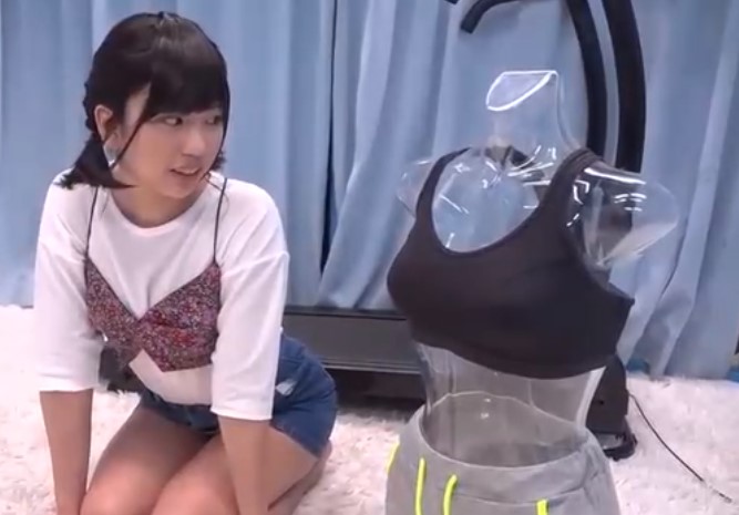 ♥「えっこれ着て走るの？…」清楚な汗だく少女はいつもよりエロくなるのかスケベおマンコになるのか検証♥
