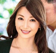 ！virginityだった僕を大人にしてくれたのは親友のMom！旦那さんが居ない時は友達の家で基本ヤリまくった青春時代