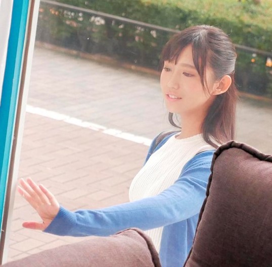 ！MM号で「えっ…本当に外から見えないの？…」Neat感のあるInnocence少女を即ハメしてアヒル口でdick咥えてビッチに豹変